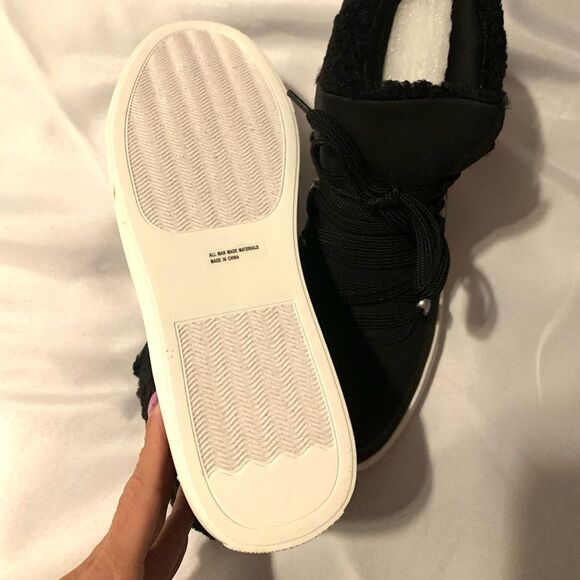 New report faux fur lined sneakers - Picture 3 of 5